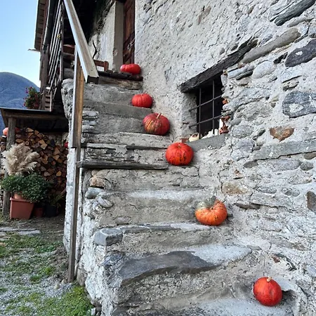 컨트리하우스 Valchiavenna